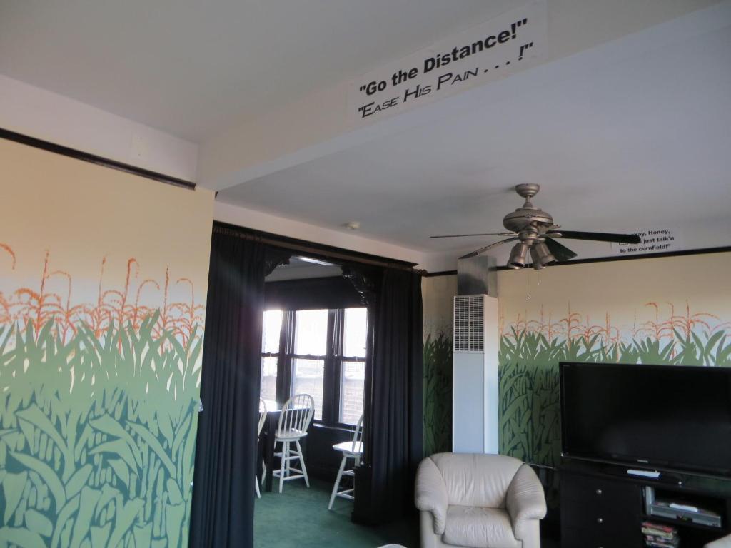 The Polo Inn Bridgeport U.S.A. Chicago Exterior photo
